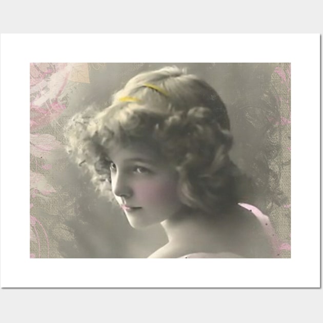 Vintage lady Wall Art by Sinmara